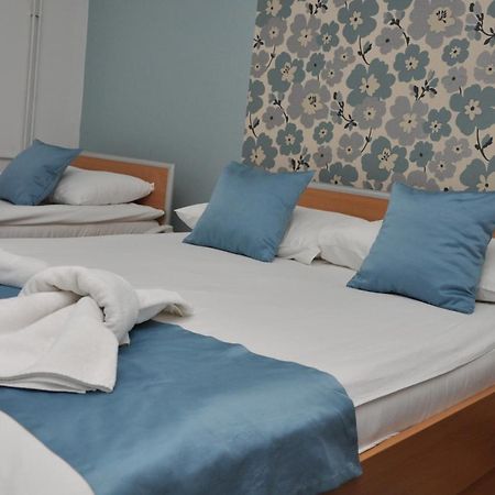 Garni Hotel Laguna Lux Nis Exterior photo