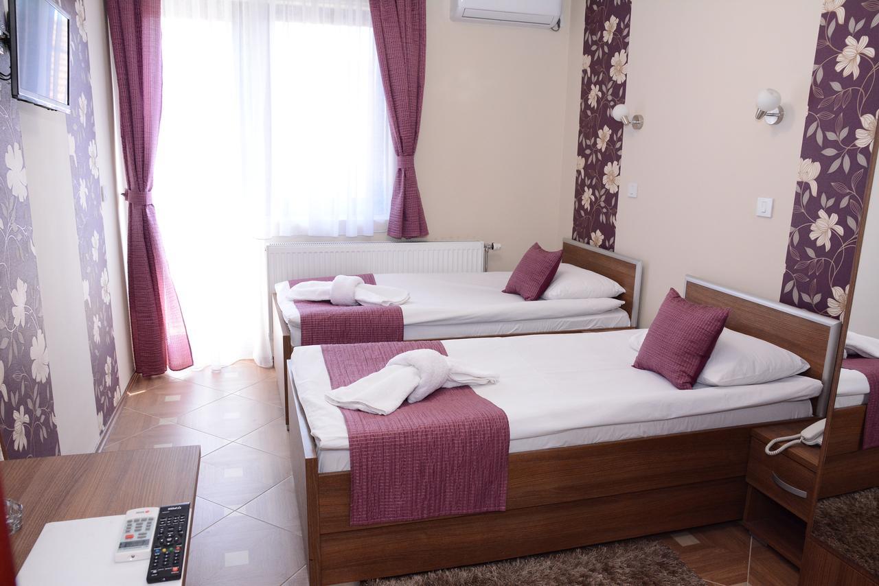 Garni Hotel Laguna Lux Nis Exterior photo