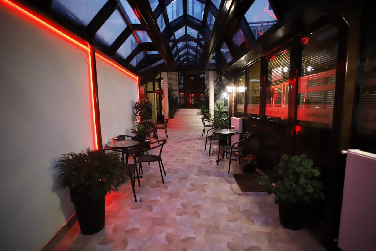 Garni Hotel Laguna Lux Nis Exterior photo